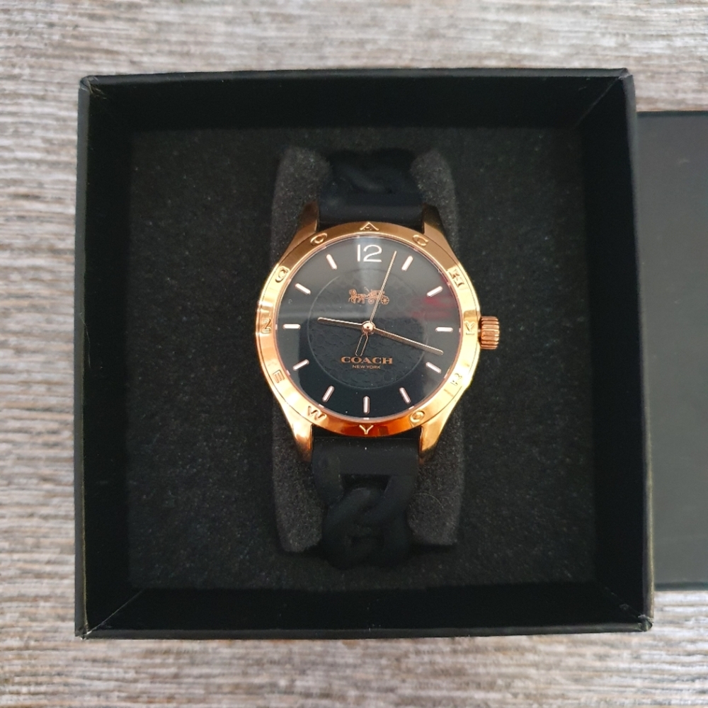 Coach Strap Watch - Picture 2 of 5